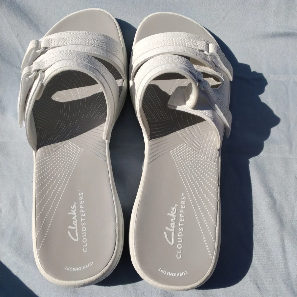 Clarks White Cloudsteppers Dual-Strap Comfort Sandals